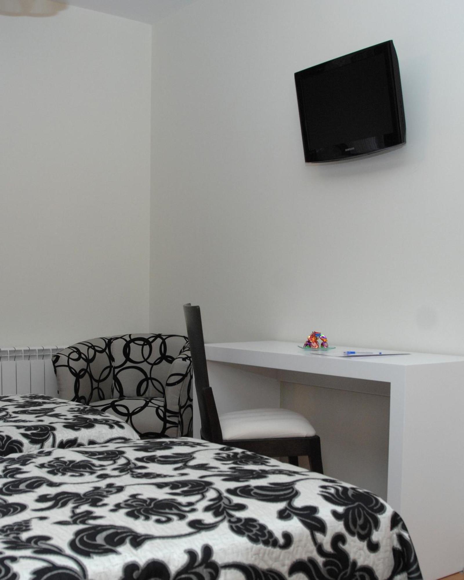 Hotel Hc Sigueenza Екстер'єр фото