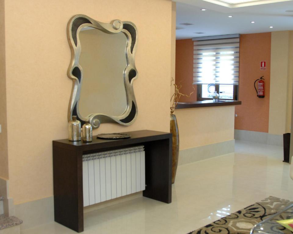 Hotel Hc Sigueenza Екстер'єр фото