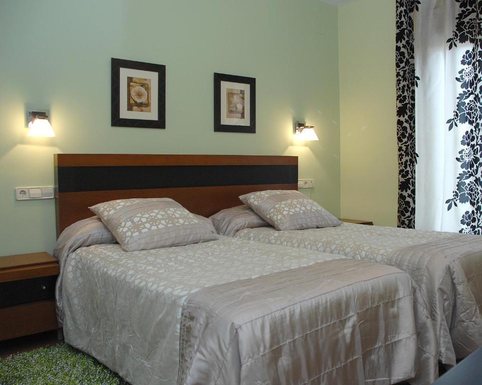 Hotel Hc Sigueenza Екстер'єр фото