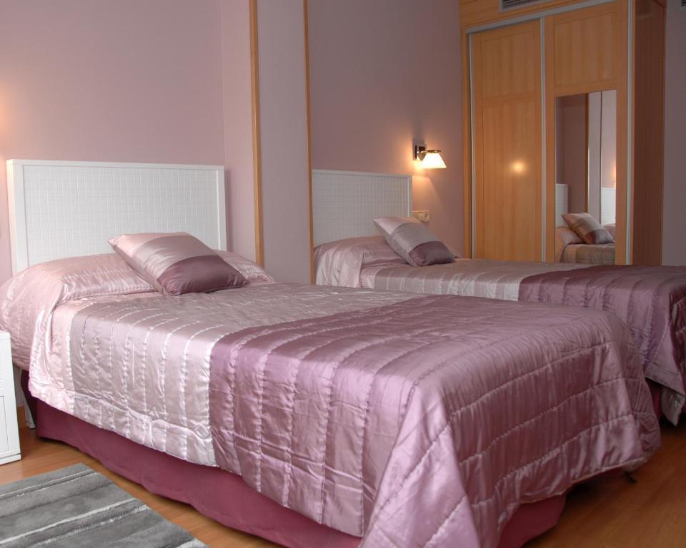 Hotel Hc Sigueenza Екстер'єр фото