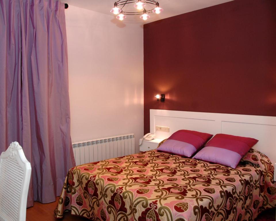 Hotel Hc Sigueenza Екстер'єр фото